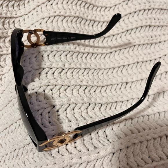 Chanel vintage 02461 CC Logo Sunglasses - Picture 3 of 16